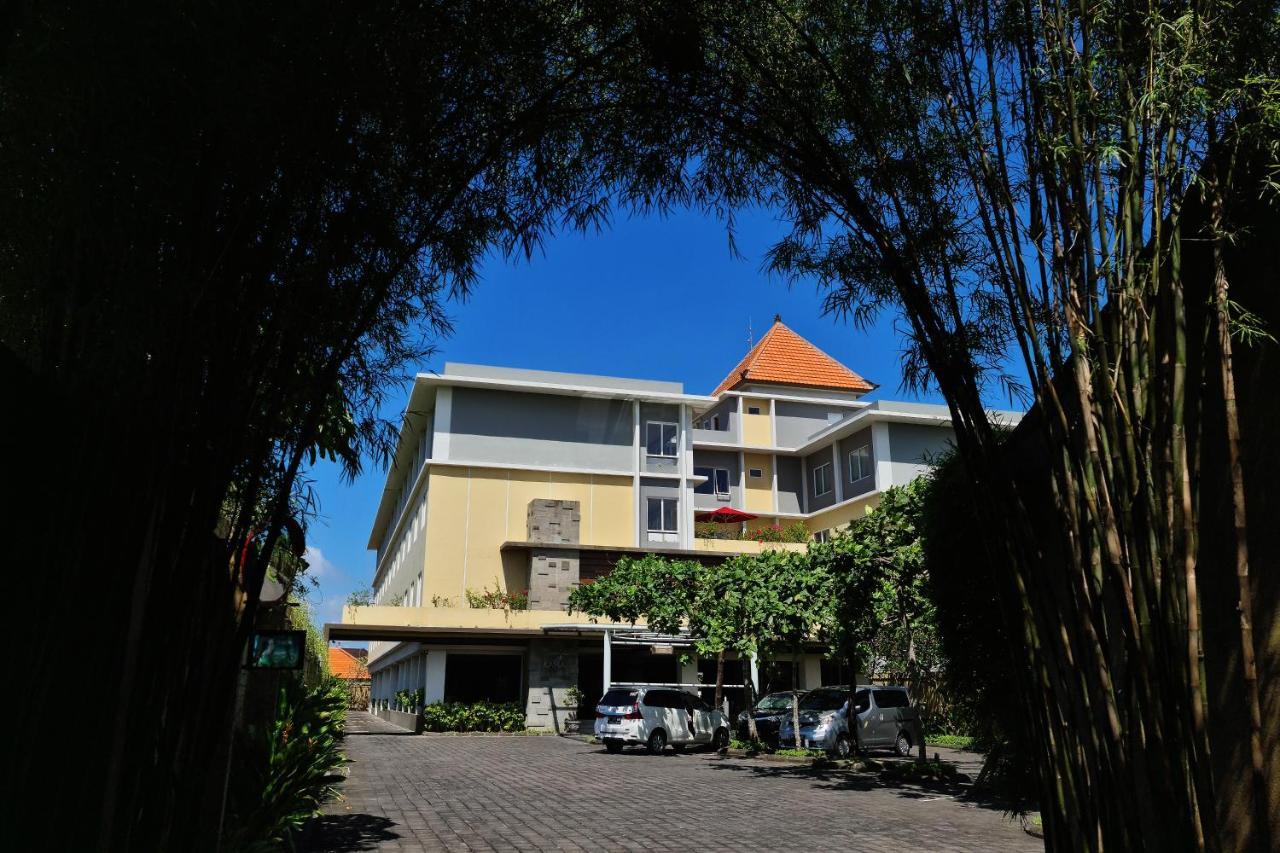 The Kana Kuta Hotel Exterior foto